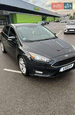 Хэтчбек Ford Focus 2015 в 