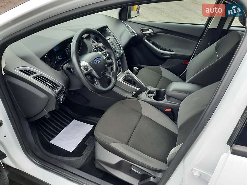 Универсал Ford Focus 2011 в Ровно