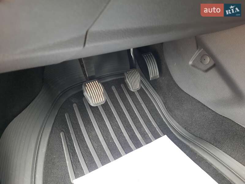 Универсал Ford Focus 2011 в Ровно