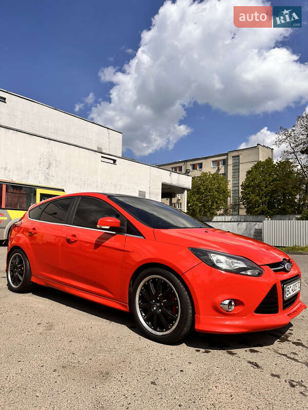 Хэтчбек Ford Focus 2013 в Львове