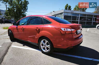 Седан Ford Focus 2013 в 