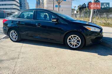 Седан Ford Focus 2015 в 