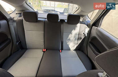 Хетчбек Ford Focus 2010 в 