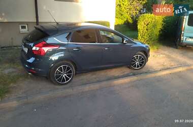 Хетчбек Ford Focus 2012 в Самборі