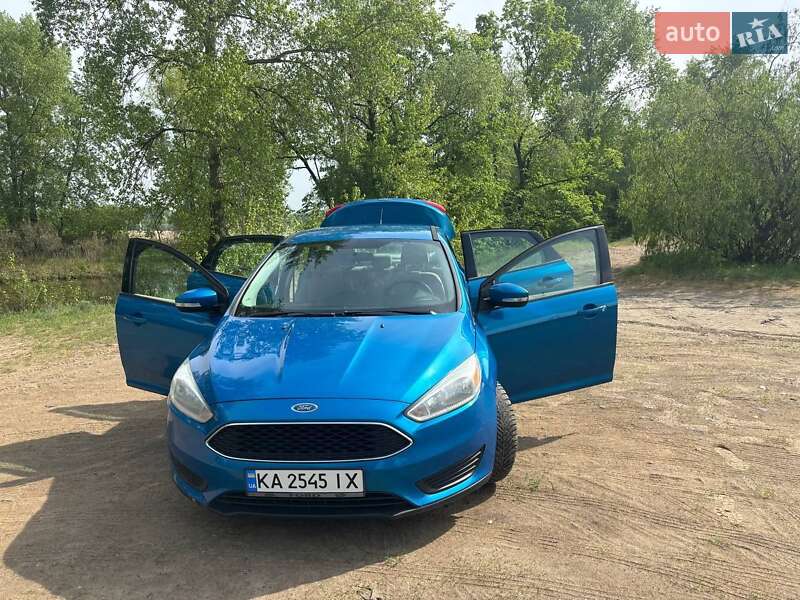 Седан Ford Focus 2015 в Киеве