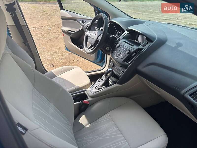 Седан Ford Focus 2015 в Киеве