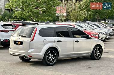 Універсал Ford Focus 2011 в 