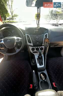 Седан Ford Focus 2013 в 