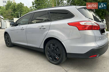 Універсал Ford Focus 2011 в 