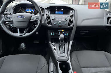 Седан Ford Focus 2017 в 