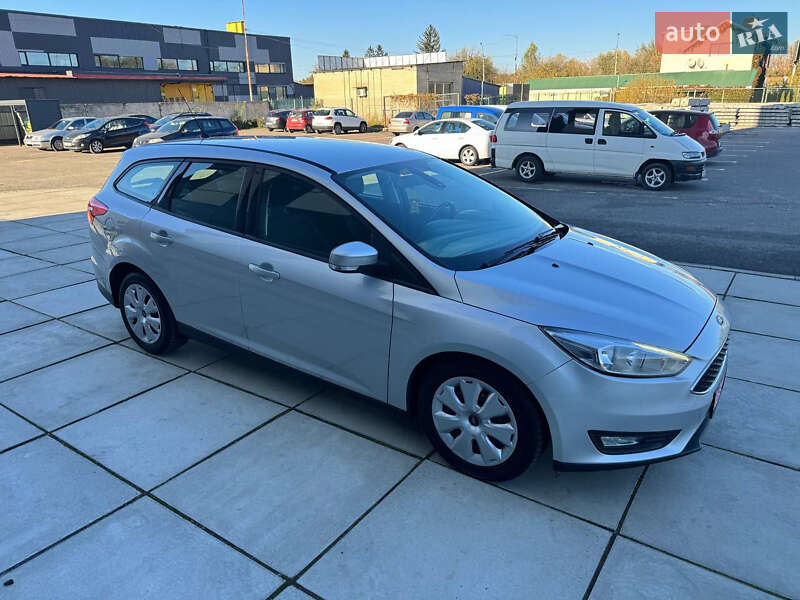 Универсал Ford Focus 2015 в 