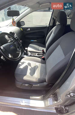 Універсал Ford Focus 2004 в 