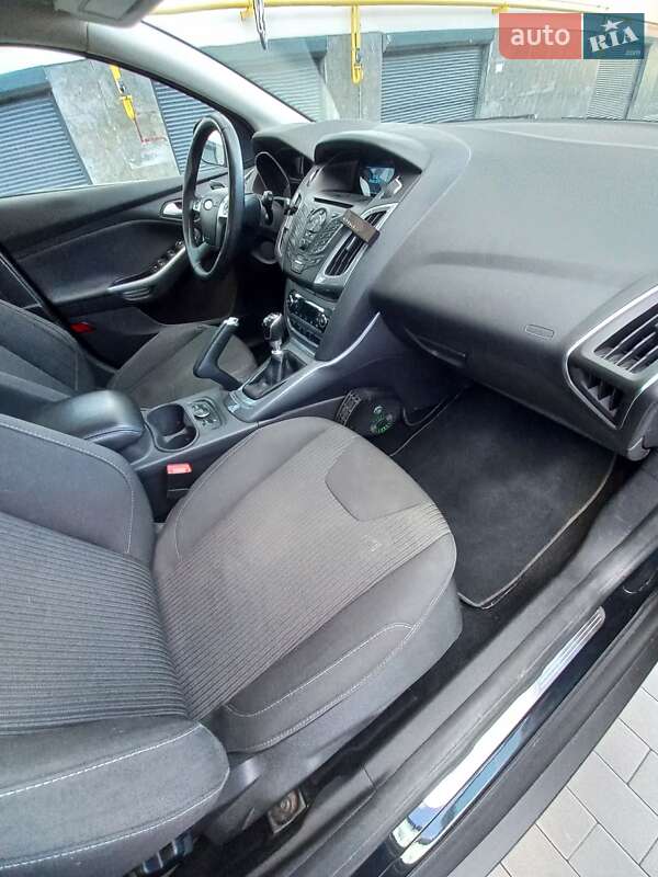 Универсал Ford Focus 2013 в Луцке