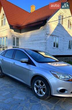 Седан Ford Focus 2012 в 