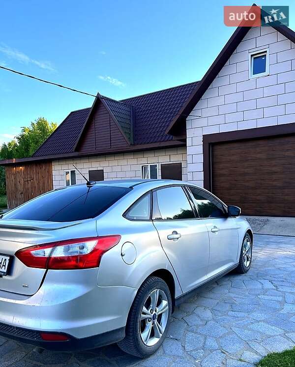 Седан Ford Focus 2012 в Ровно