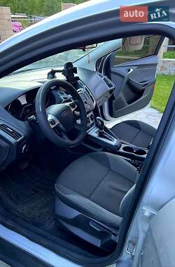 Седан Ford Focus 2012 в 