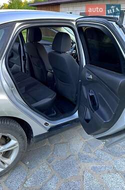 Седан Ford Focus 2012 в 