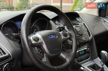 Универсал Ford Focus 2012 в 