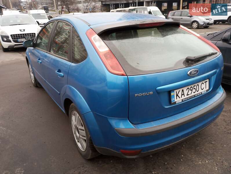 Хэтчбек Ford Focus 2006 в Киеве