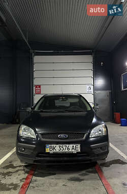 Універсал Ford Focus 2006 в Рівному