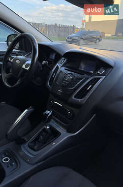 Универсал Ford Focus 2011 в 