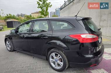 Универсал Ford Focus 2014 в 