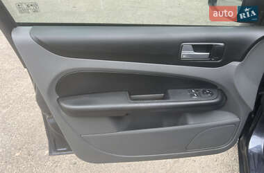 Седан Ford Focus 2008 в 
