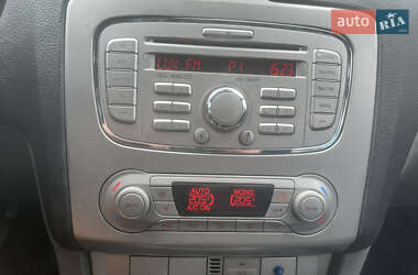 Седан Ford Focus 2008 в 