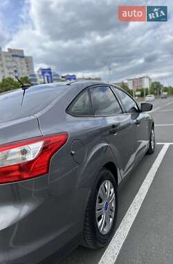 Седан Ford Focus 2012 в 