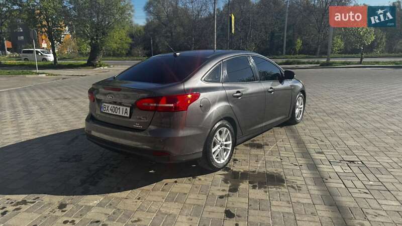 Хэтчбек Ford Focus 2015 в Хмельницком