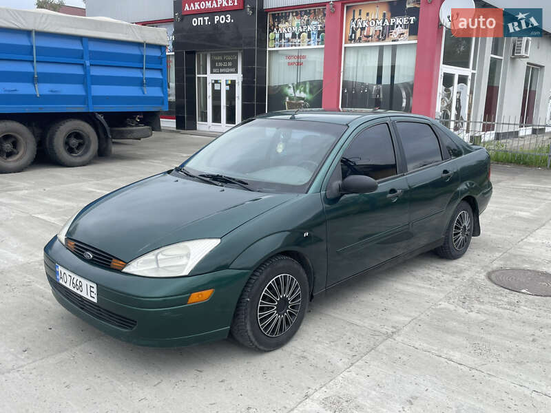 Седан Ford Focus 2000 в Солотвине