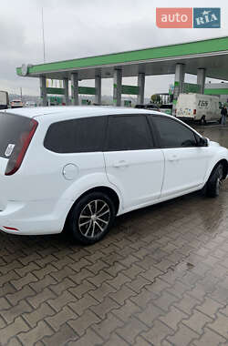 Универсал Ford Focus 2010 в 