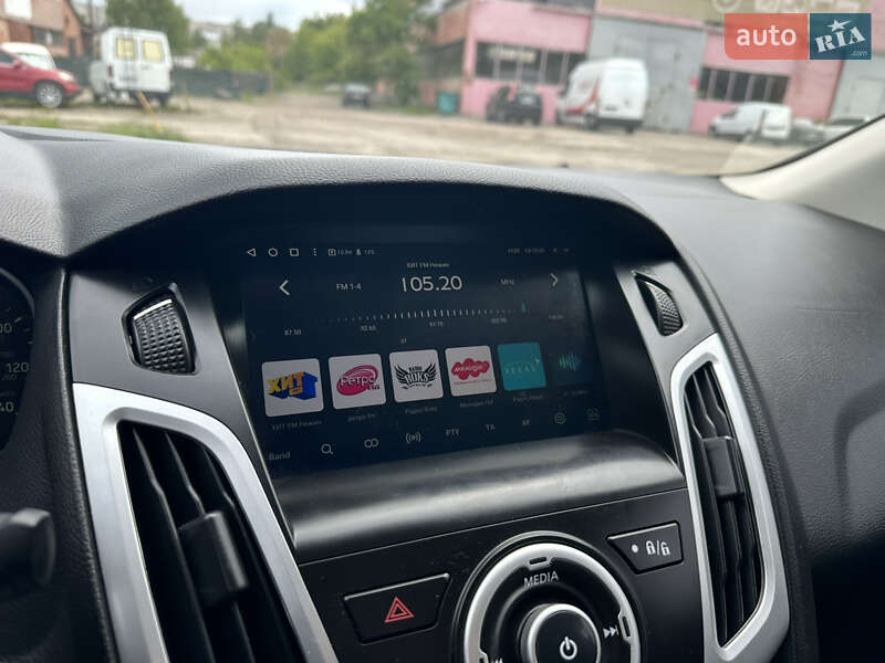 Седан Ford Focus 2015 в Ніжині