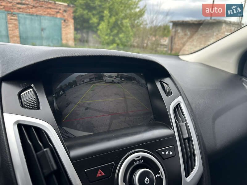 Седан Ford Focus 2015 в Ніжині