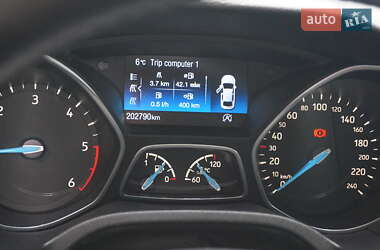 Универсал Ford Focus 2015 в 