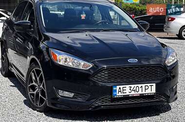 Седан Ford Focus 2015 в 