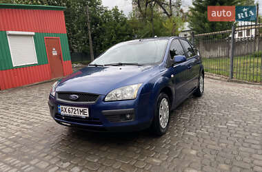 Хэтчбек Ford Focus 2007 в 