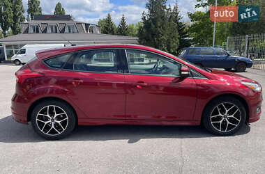 Хэтчбек Ford Focus 2015 в 