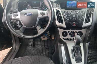 Хэтчбек Ford Focus 2014 в 