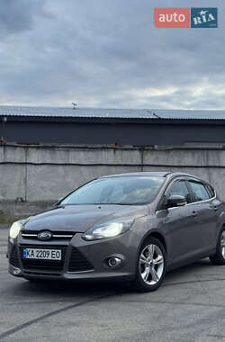 Хэтчбек Ford Focus 2014 в Киеве