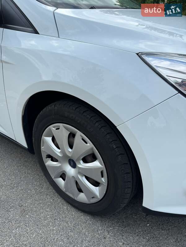 Универсал Ford Focus 2012 в Чернигове фото 14 Универсал Ford Focus 2012 в Чернигове