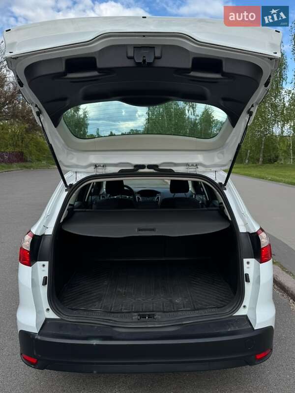 Универсал Ford Focus 2012 в Чернигове фото 10 Универсал Ford Focus 2012 в Чернигове