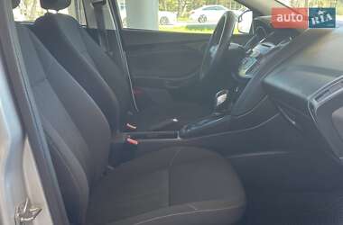 Седан Ford Focus 2016 в 