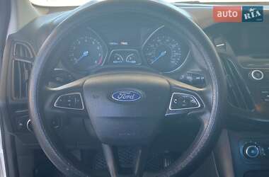 Седан Ford Focus 2016 в 