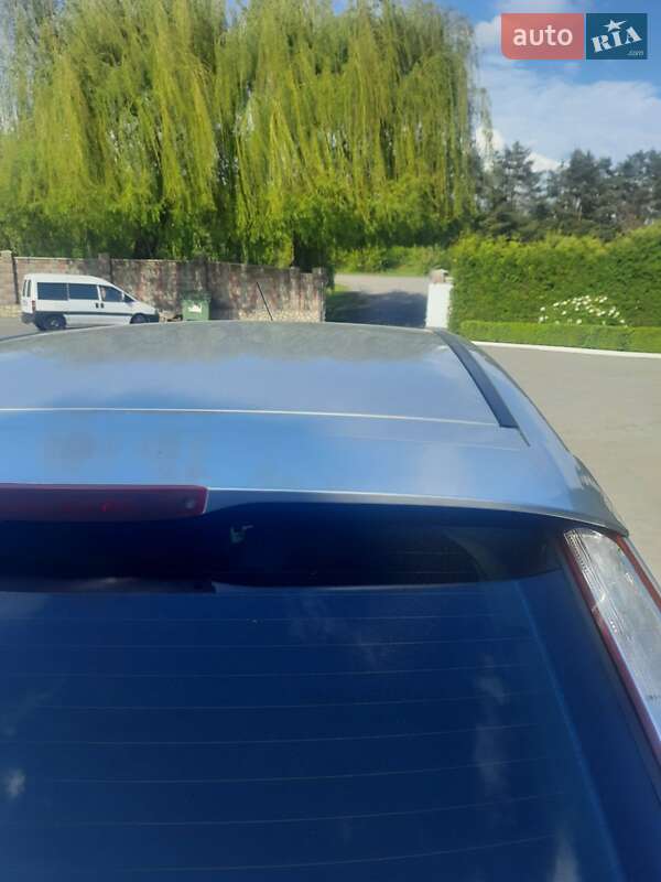 Хэтчбек Ford Focus 2009 в Волочиске