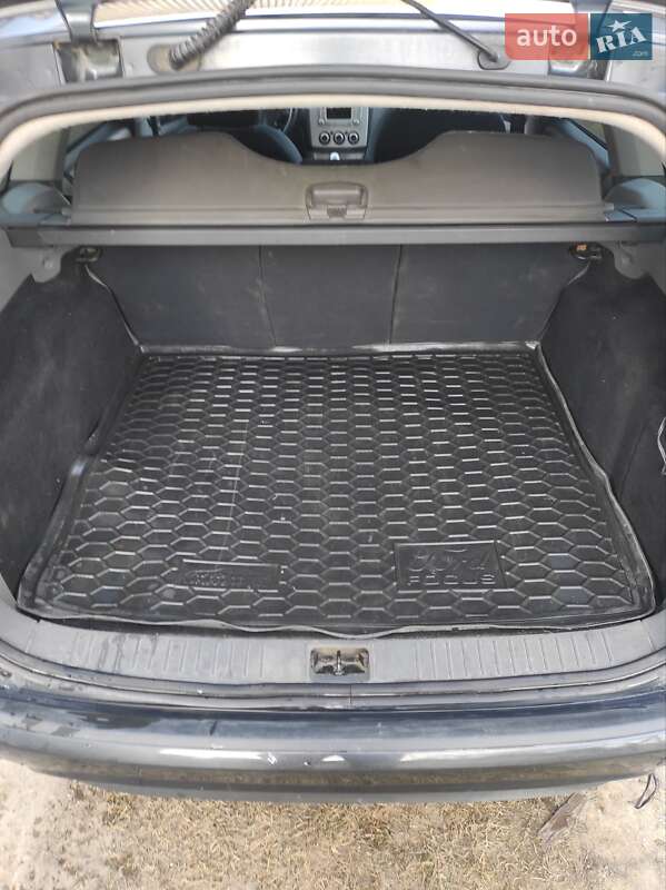 Универсал Ford Focus 2010 в Монастыриске