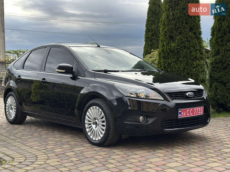 Хэтчбек Ford Focus 2008 в 