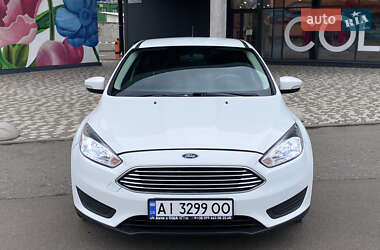 Хетчбек Ford Focus 2016 в 
