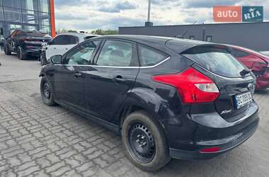 Хэтчбек Ford Focus 2013 в 