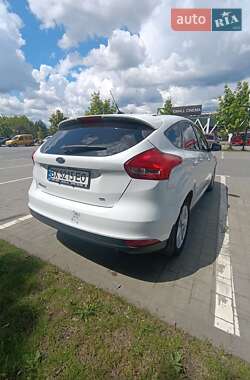 Хэтчбек Ford Focus 2016 в 